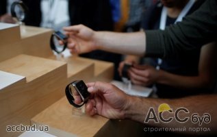 Google разрабатываются smart-watch для получения анализа крови без игры