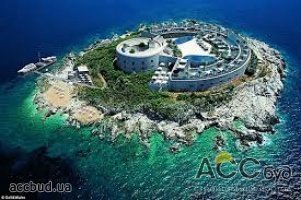 Остров-концлагерь в Черногории реконструируют в курорт