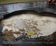 В Святошинском районе Киева произошел провал на проезжей части!
