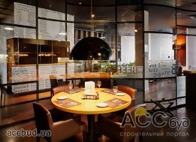 Естественность и простота интерьера ресторана от Zotov&Co