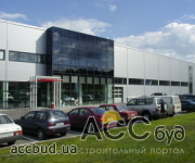 Помещение под автоцентр арендовали за 80 тыс. грн. в месяц