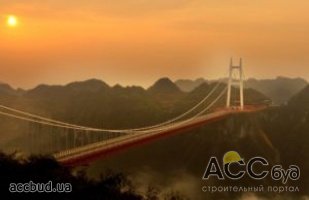 В Китае открыли самый длинный подвесной мост в мире