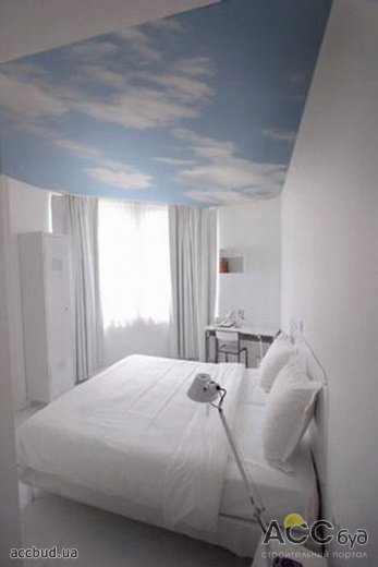 Натяжной потолок "небо" в спальне