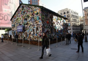 В Мадриде построили гостиницу из мусора