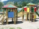 Детская площадка с канатной тропой (Фото: SHUTTERSTOCK)