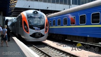 Укрзализныця предложила более 7 тысяч мест на последние летние поезда из Ужгорода