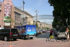 В Киеве введут запрет на парковку на Крещатике?