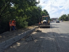 В Киеве обновят 300 км старых дорог