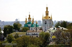 Возле Киево-Печерской Лавры хотят возвести высотку