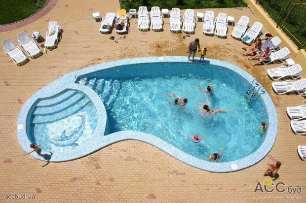 бассейн для массовых купаний