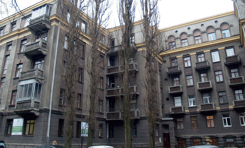 Житловий будинок по вул. Шовковична, 21 (Фото: Поліна Мошенська)