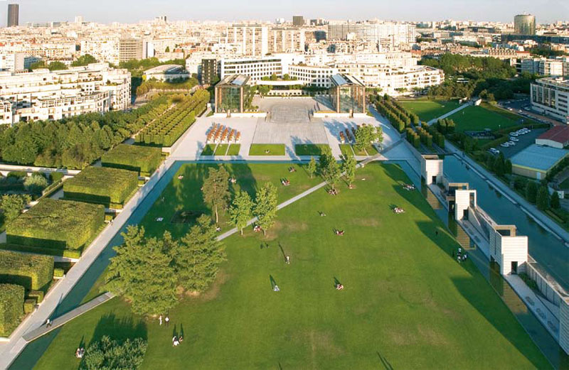 Парк Андре Ситроен (Фото предоставлены ATOUT FRANCE, агентством по развитию туризма во Франции и Офисом по туризму и конгрессам Парижа)